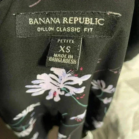 Banana Republic Dillon Classic Floral Button Down Blouse A93 - Picture 9 of 9